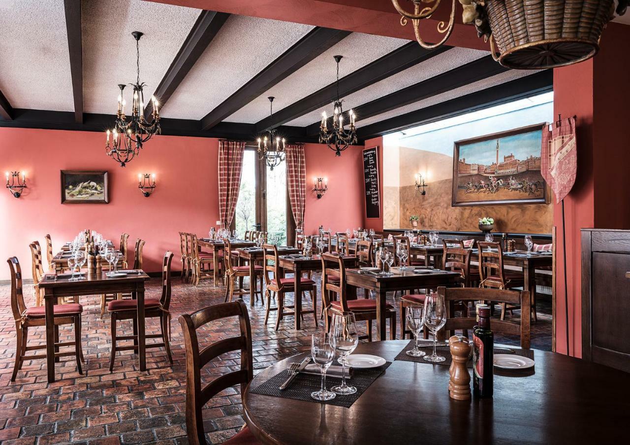 Althoff Hotel Fuerstenhof Целле Экстерьер фото Restaurant in the Hotel de la Poste